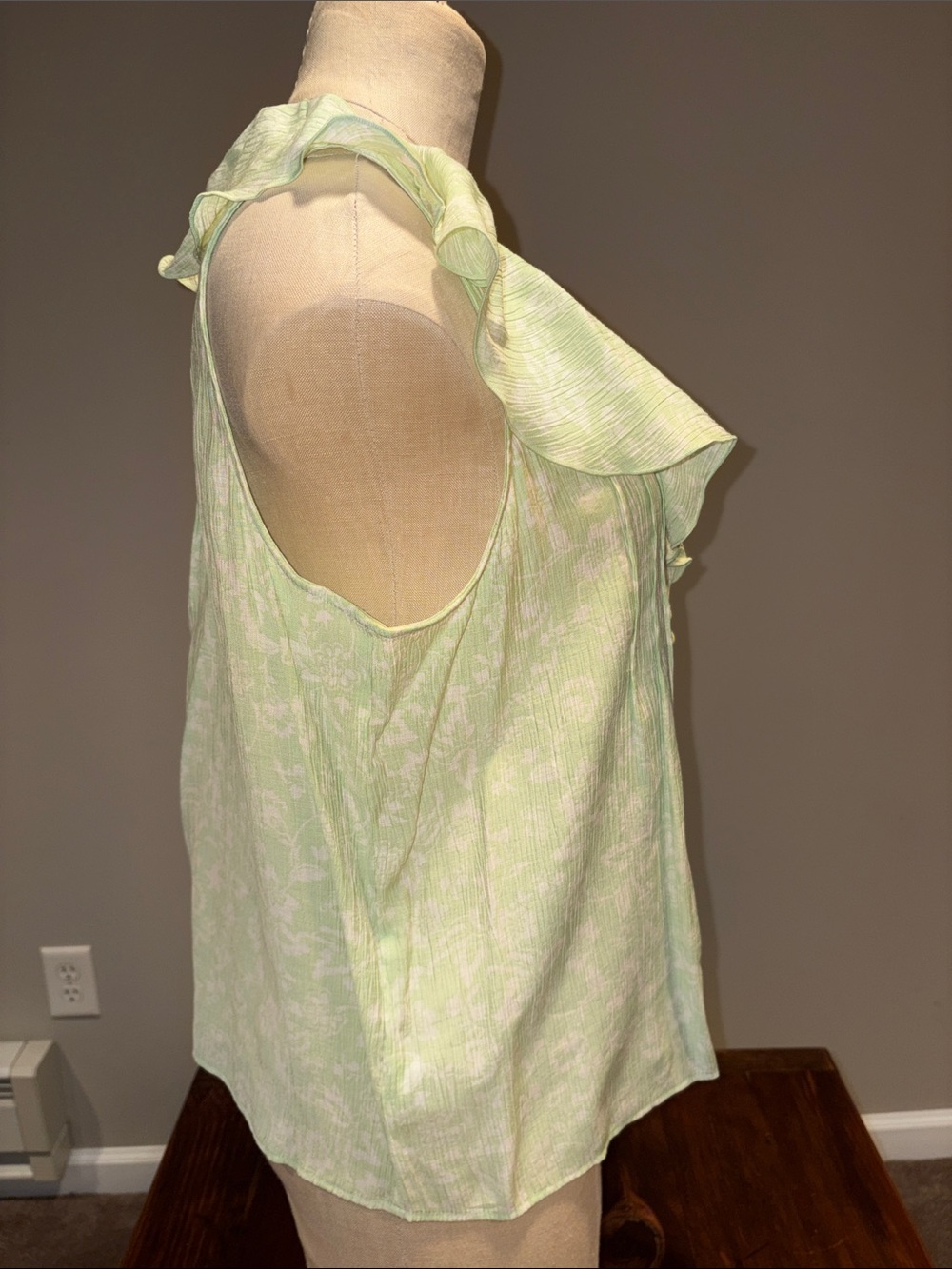Loft Garden Pleated Ruffle Shell Size S - Picture 6 of 12